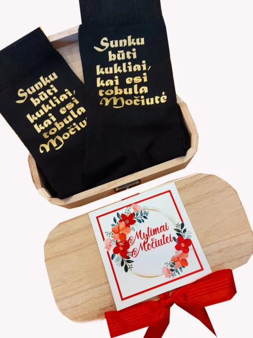 Kojinės dėžutėje močiutei Nr.1