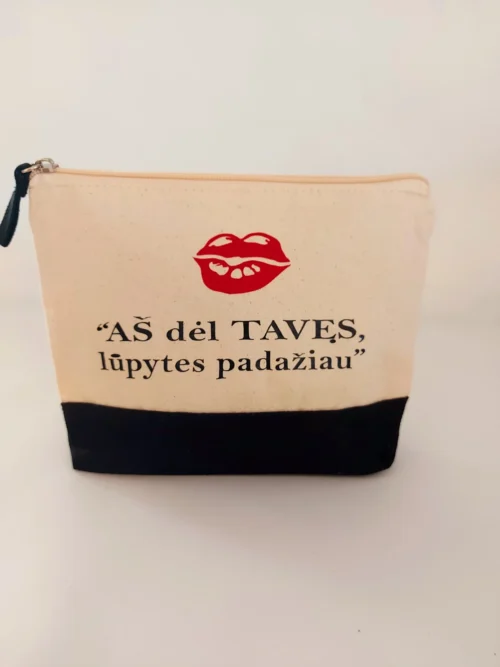 Kosmetinė Aš dėl tavęs lūpytes padažiau