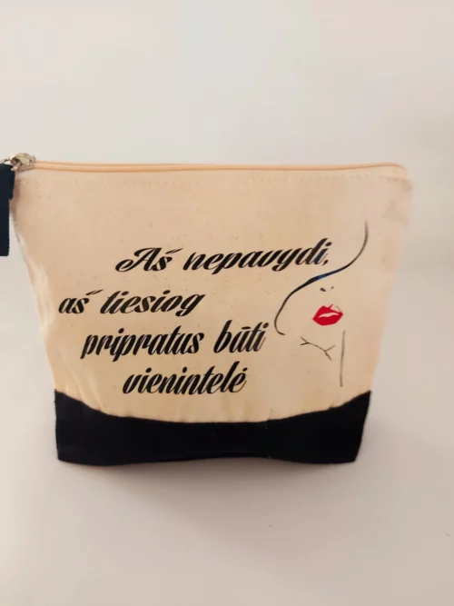 Kosmetinė aš nepavydi