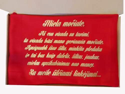 Pledukas močiutei dėžutėje